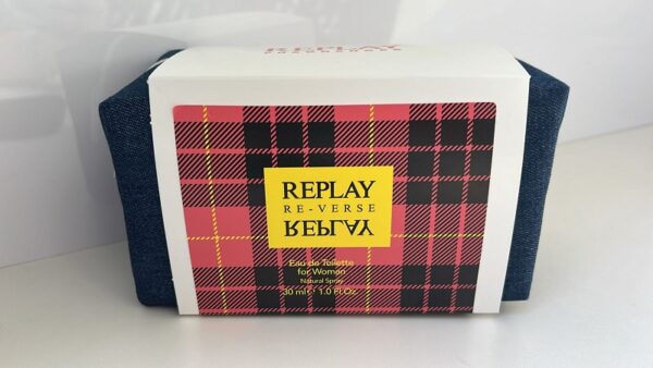 REPLAY RE-VERSE WOMAN COFFRET EDT 30ML + POCHETTE